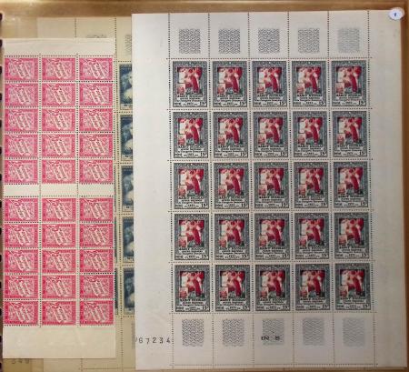 1930-1982 Ensemble de feuilles très bien conservées