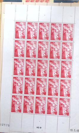 1930-1982 Ensemble de feuilles très bien conservées