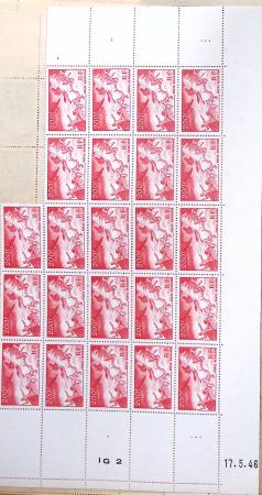 1930-1982 Ensemble de feuilles très bien conservées