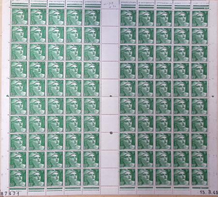 1930-1982 Ensemble de feuilles très bien conservées