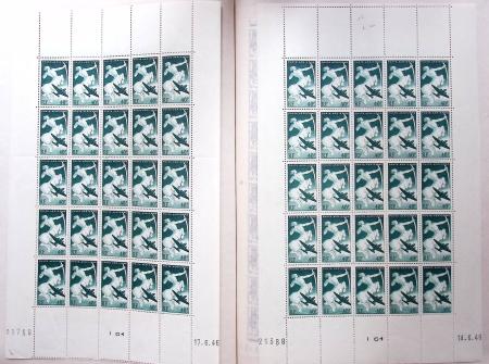 1930-1982 Ensemble de feuilles très bien conservées