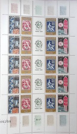 1930-1982 Ensemble de feuilles très bien conservées
