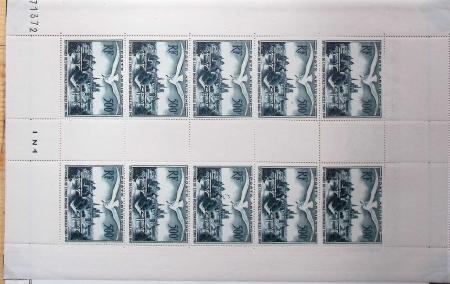 1930-1982 Ensemble de feuilles très bien conservées