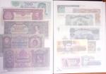 Collection de 4 classeurs de BILLETS DE BANQUE du monde