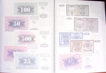 Collection de 4 classeurs de BILLETS DE BANQUE du monde