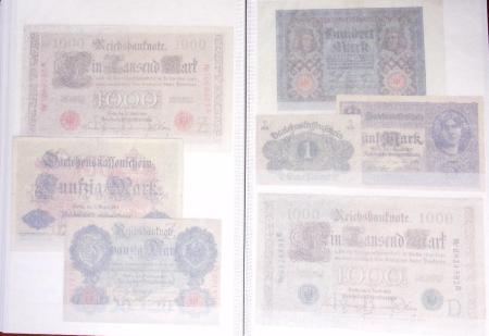 Collection de 4 classeurs de BILLETS DE BANQUE du monde