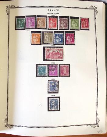 1849-1976, Collection en deux albums Scott, un avec
