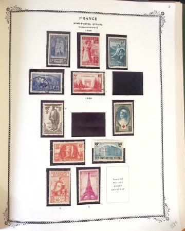 1849-1976, Collection en deux albums Scott, un avec