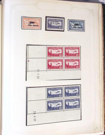 1849-1976, Collection en deux albums Scott, un avec