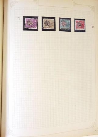 1849-1976, Collection en deux albums Scott, un avec