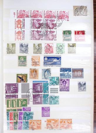 1860-1990 Small all-world estate in seven stockbooks
