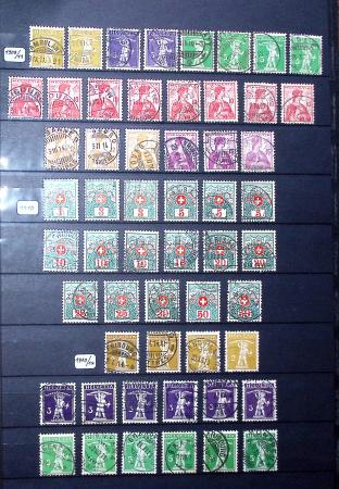 1850-1974 Collection de neufs et d'oblitérés en quatre