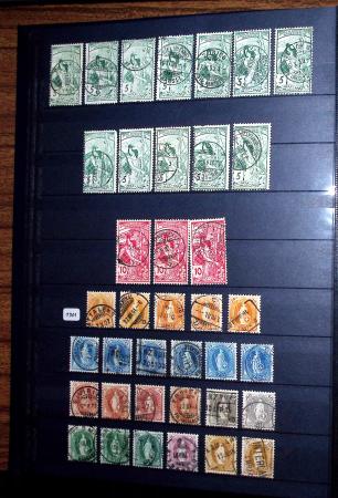 1850-1974 Collection de neufs et d'oblitérés en quatre