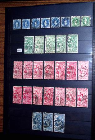 1850-1974 Collection de neufs et d'oblitérés en quatre