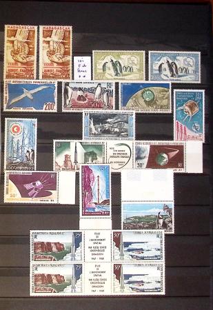 1948-2023 Collection neuve en neuf classeurs avec bonnes