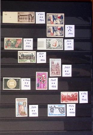1948-2023 Collection neuve en neuf classeurs avec bonnes
