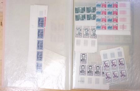 1900-59, Petit stock de neufs dont plusieurs panneaux