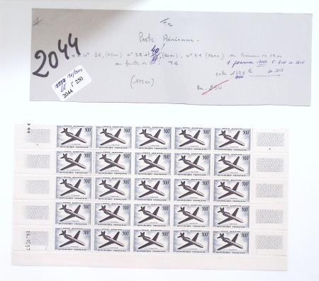 1900-59, Petit stock de neufs dont plusieurs panneaux