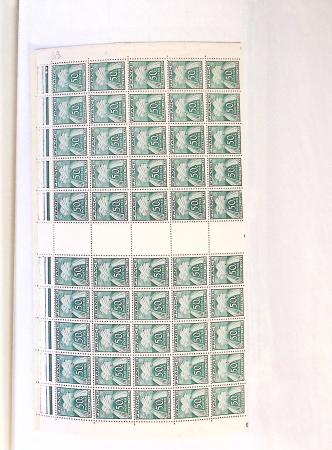 1938-51, Stock de neufs en morceaux de feuilles et