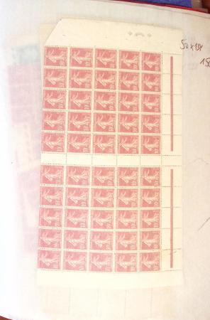 1938-51, Stock de neufs en morceaux de feuilles et