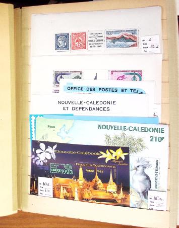 1945-2005, Stock de neufs des DOM-TOM soigneusement