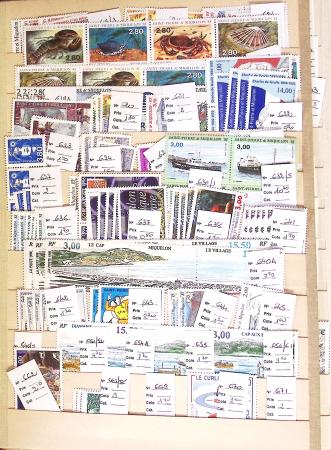 1945-2005, Stock de neufs des DOM-TOM soigneusement
