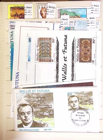 1945-2005, Stock de neufs des DOM-TOM soigneusement