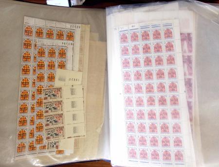1955-1974, Solide stock de CFA, surtout en feuilles