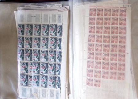 1955-1974, Solide stock de CFA, surtout en feuilles