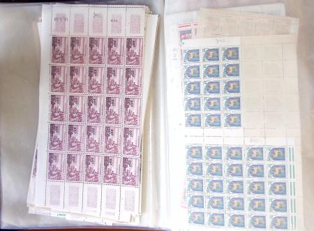 1955-1974, Solide stock de CFA, surtout en feuilles