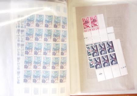 1955-1974, Solide stock de CFA, surtout en feuilles