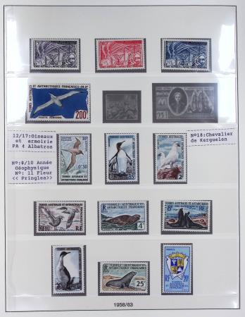 1957-1996, Collection en  2 classeurs, avec antarctique