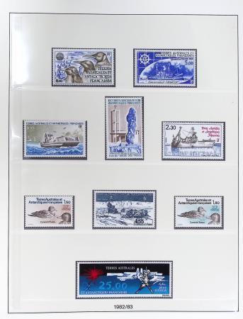1957-1996, Collection en  2 classeurs, avec antarctique