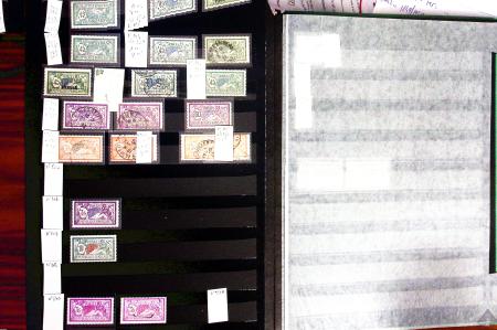 1849-1997, Collection sur le thème des MARIANNES et