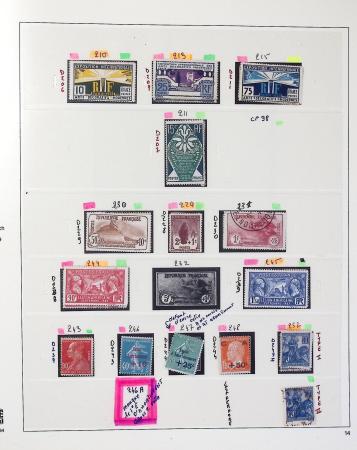 1849-2013, Collection de 20 classeurs Safe, avec section