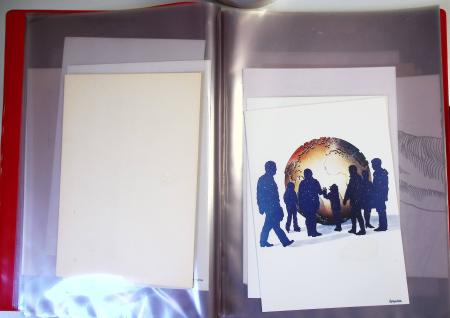 Un ensemble de cartes de vœux d'artistes du timbre dessinateurs graveurs certaines avec signature autographe manuscrite et/ou petit texte et/ou justification de tirage