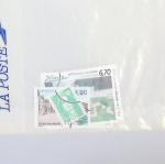 Timbres surchargés "Spécimen", "Muster" et "Muestra" du monde entier dans une chemise souple bleue. Lot substantiel. TB