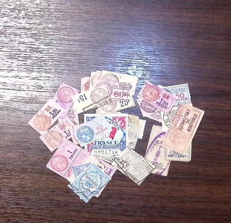 FISCAUX 1850-1940 Un bel ensemble de timbres fiscaux