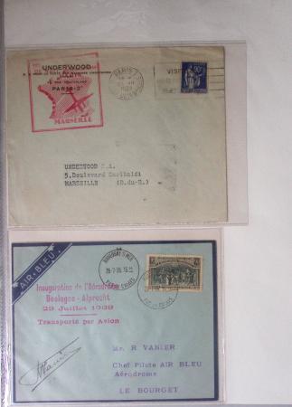 Collection de 77 plis du 2ème Air Bleu + divers dont plusieurs signatures de pîlotes dont Libert, Dhé, Vanier, Darque. Est jointe la brochure de G.Pierre et Marcel Mayer