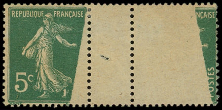 N°137 Semeuse Camée, 5c vert, PAIRE interp. partiellement imprimée, neuf *, ch. sur intervalle, R et TB
