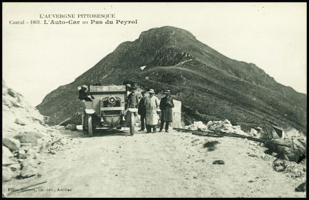 2 cartes postales illustrées diff : l'autocar au P