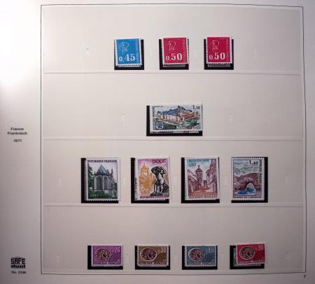 1849-2008, Solide collection surtout de neufs en 11