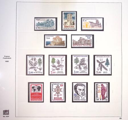 1849-2008, Solide collection surtout de neufs en 11