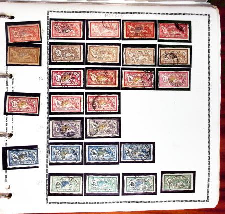 1849-2009, Une trentaine de collections en album Y