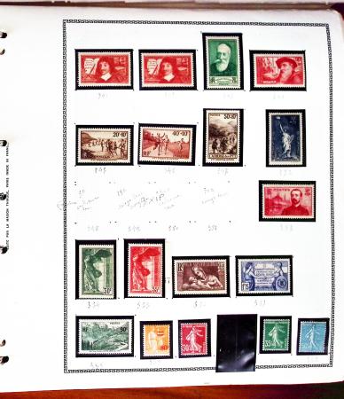 1849-2009, Une trentaine de collections en album Y