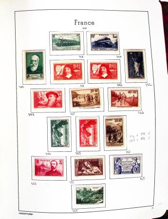 1849-2009, Une trentaine de collections en album Y