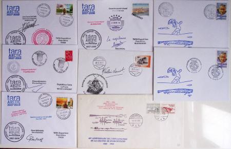 Pôle Sud - 2 plis souvenirs réalisés à l'occasion d'un parachutage au Pôle Sud (opération pile Pôle en 2000) avec signatures (Gervasi et Lafaille) et 2 photos