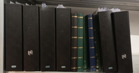 1952-2024, CROIX-ROUGE : Plusieurs collections de carnets