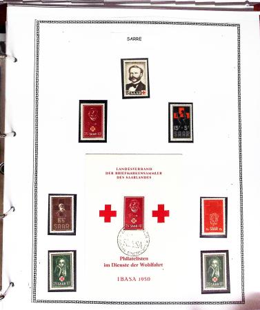 1952-2024, CROIX-ROUGE : Plusieurs collections de carnets