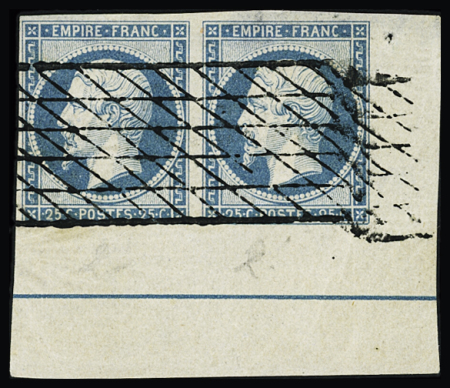 N°15b 25c bleu, paire bien margée, coin de feuille